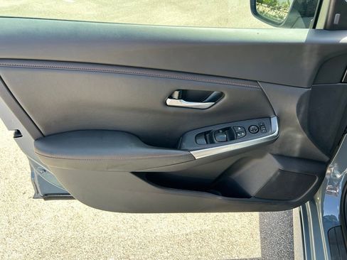Certified 2024 Nissan Sentra SR w/ Trunk Package FWD image 18