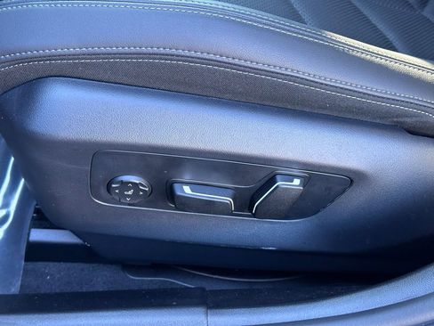 Certified 2025 BMW 530i xDrive image 15