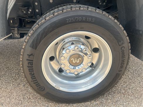 Used 2026 Ford F450 King Ranch w/ Chrome Package AWD/4WD image 9