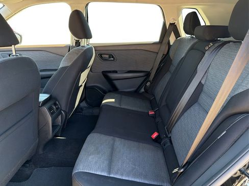 Used 2021 Nissan Rogue S image 11