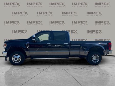 Used 2022 Ford F350 Lariat w/ Chrome Package AWD/4WD image 2