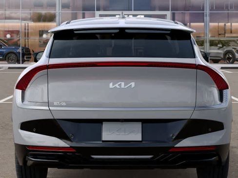 New 2026 Kia EV6 Wind RWD image 13