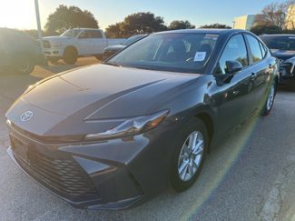 Used 2025 Toyota Camry LE video 1