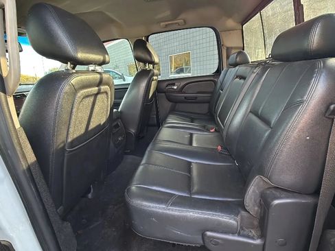 Used 2012 GMC Sierra 3500 SLT w/ SLT Convenience Package AWD/4WD image 8