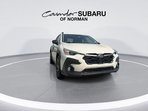 Used 2024 Subaru Crosstrek 2.0i Premium AWD/4WD image 3