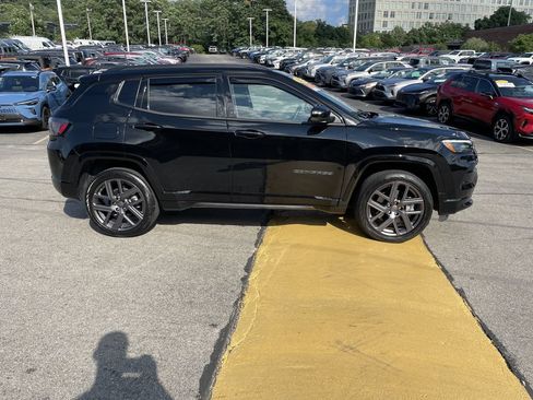 Certified 2024 Jeep Compass Limited w/ High Altitude Package AWD/4WD image 7
