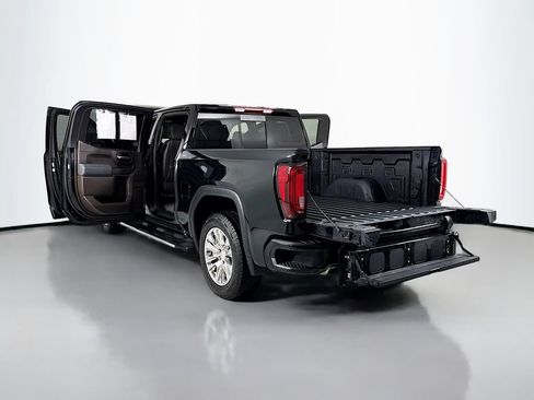 Used 2021 GMC Sierra 1500 Denali w/ Denali Illumination Package AWD/4WD image 28