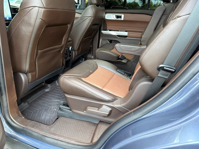 Used 2021 Ford Explorer King Ranch w/ Premium Technology Package AWD/4WD image 21