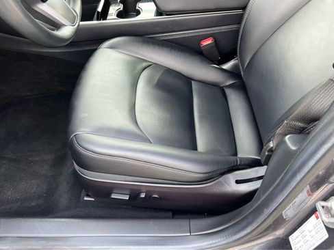 Used 2018 Tesla Model 3 Long Range RWD image 30