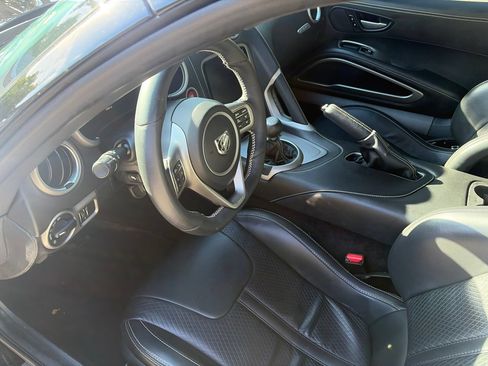 Used 2013 SRT Viper GTS w/ GTS Laguna Interior Pkg RWD image 5