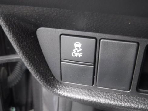 Used 2023 Honda HR-V LX image 11