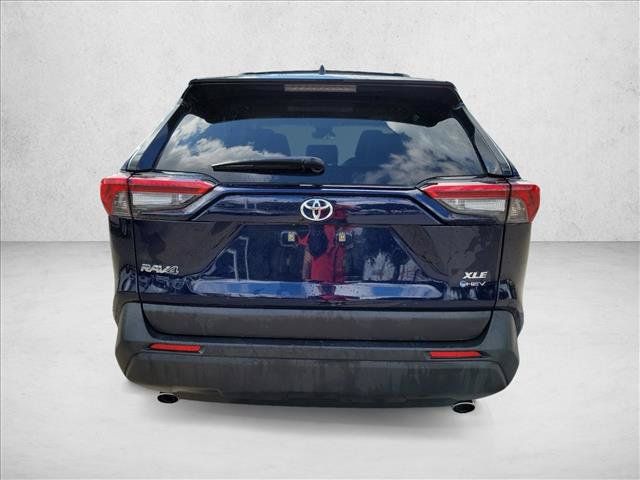 Used 2025 Toyota RAV4 XLE Premium AWD/4WD image 6