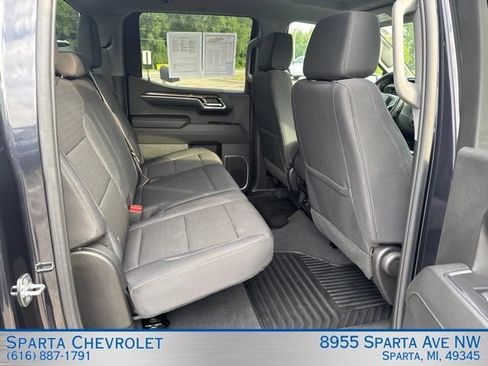 Used 2024 Chevrolet Silverado 1500 LT AWD/4WD image 30