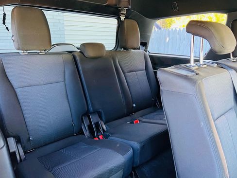 Used 2020 Ford Expedition XLT image 21