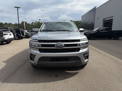Used 2024 Ford Expedition XLT
