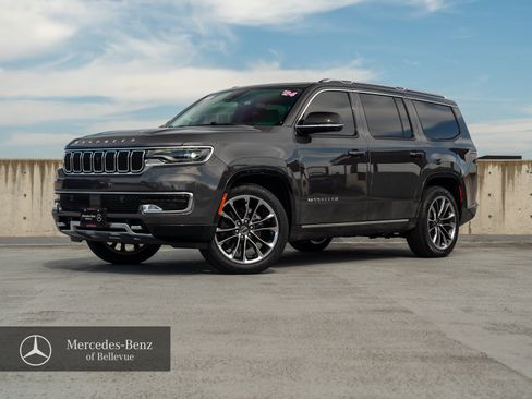 Used 2024 Jeep Wagoneer Series III w/ Premium Group I AWD/4WD image 1