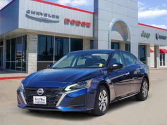 Used 2024 Nissan Altima 2.5 S FWD video 2