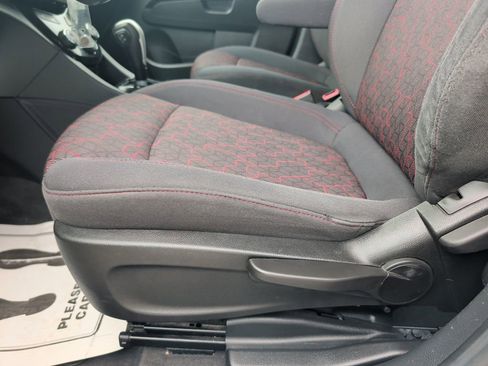 Used 2017 Chevrolet Sonic LT image 9