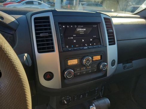 Used 2014 Nissan Frontier SV w/ SV Value Truck Package image 23