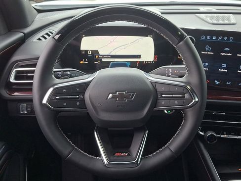 New 2026 Chevrolet Traverse Z71 w/ Enhanced Driving Package image 9