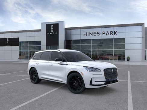 New 2026 Lincoln Corsair Premiere image 7