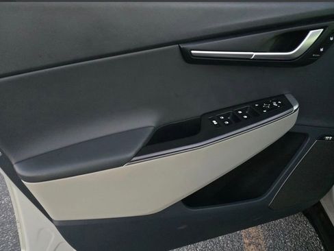 Used 2023 Kia EV6 Wind image 10