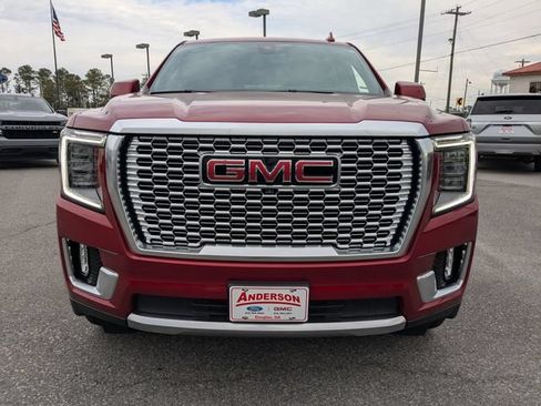 Used 2022 GMC Yukon Denali AWD/4WD image 9