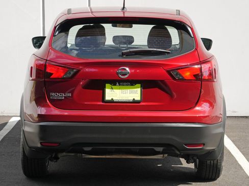 Used 2019 Nissan Rogue Sport S w/ Appearance Package FWD image 44