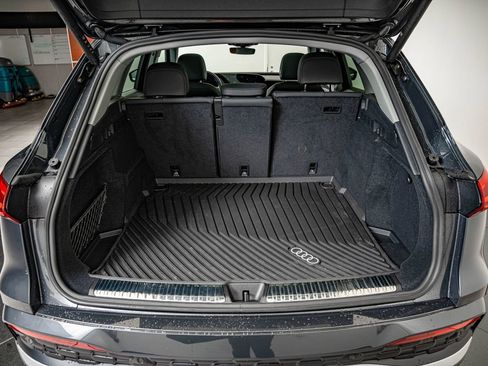 Certified 2025 Audi Q5 Premium w/ Convenience Package AWD/4WD image 36
