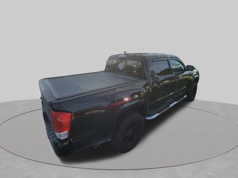 Used 2019 Toyota Tacoma SR w/ Four Season Floor Mat Package AWD/4WD image 5