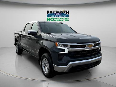Used 2025 Chevrolet Silverado 1500 LT AWD/4WD image 1