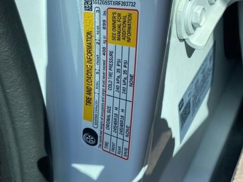 Used 2024 Chevrolet Malibu RS image 32