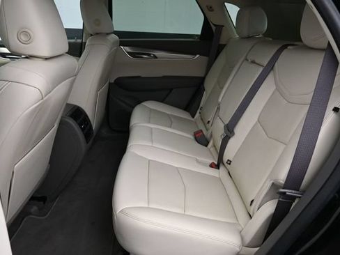 Used 2022 Cadillac XT5 Premium Luxury FWD image 24