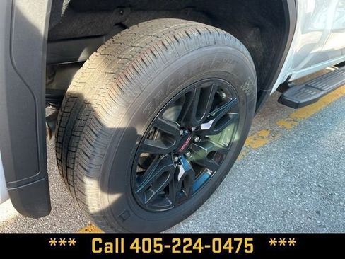 New 2026 GMC Sierra 1500 Pro w/ Graphite Edition image 9