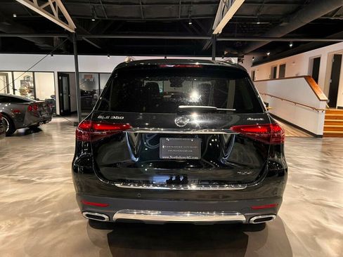 Used 2024 Mercedes-Benz GLE 350 4MATIC image 4