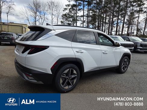 New 2026 Hyundai Tucson SEL image 11