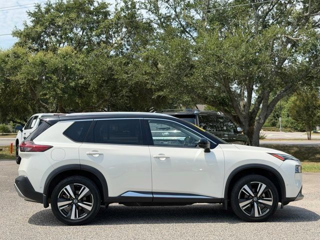 Used 2021 Nissan Rogue Platinum FWD image 7