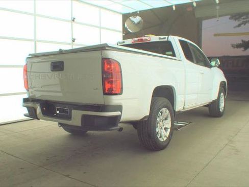 Used 2022 Chevrolet Colorado LT w/ Fleet Safety Package RWD image 4
