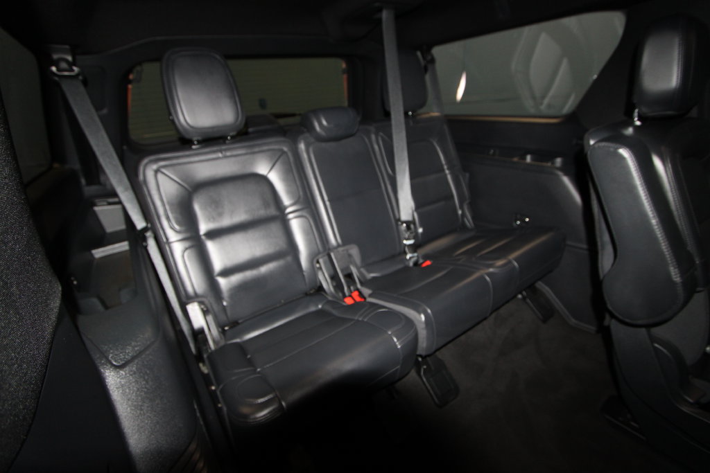 Used 2024 Lincoln Navigator L Reserve AWD/4WD image 28