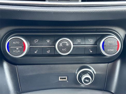 Used 2019 Alfa Romeo Stelvio Ti Sport w/ Quick Order Package 22S Sport image 17