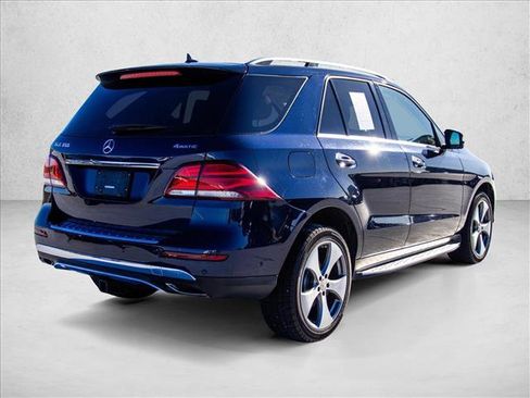 Certified 2017 Mercedes-Benz GLE 350 4MATIC image 5