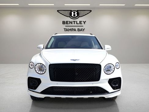Used 2022 Bentley Bentayga image 7