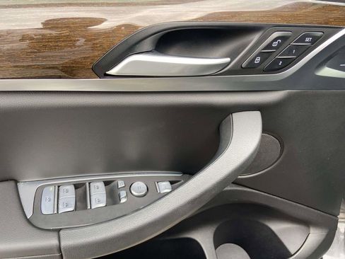 Used 2022 BMW X4 xDrive30i w/ Parking Assistance Package image 16