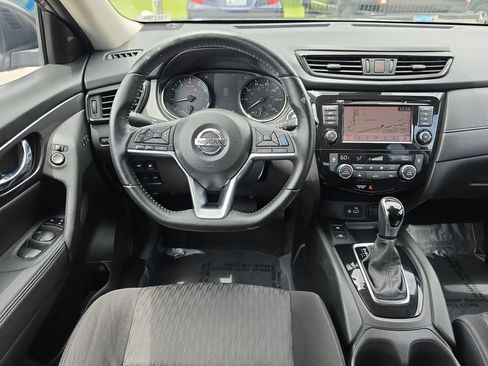 Used 2020 Nissan Rogue SV w/ Premium Package AWD/4WD image 27