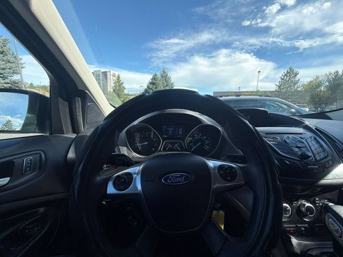 Used 2015 Ford Escape SE AWD/4WD image 18
