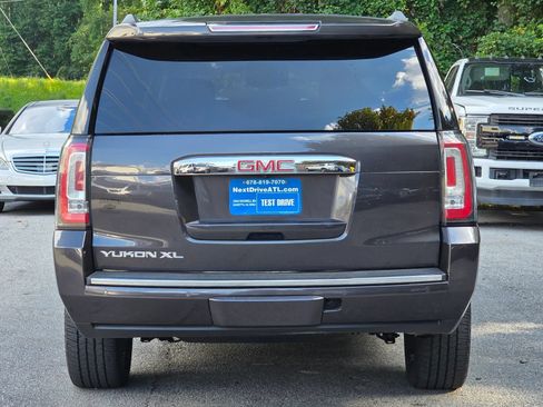 Used 2018 GMC Yukon XL Denali w/ Denali Ultimate Package RWD image 6