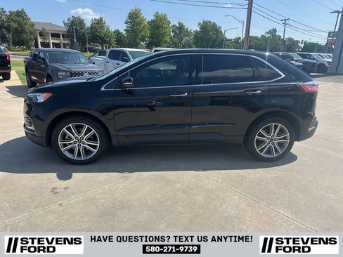 Used 2024 Ford Edge Titanium image 9
