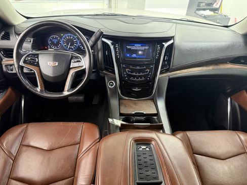 Used 2015 Cadillac Escalade Premium AWD/4WD image 14