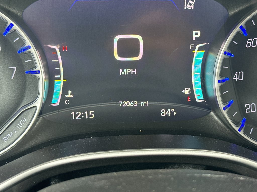 Used 2024 Chrysler Pacifica Touring-L FWD image 29