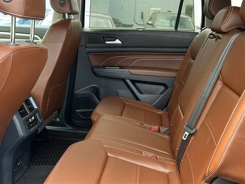 Used 2023 Volkswagen Atlas SE AWD/4WD image 23